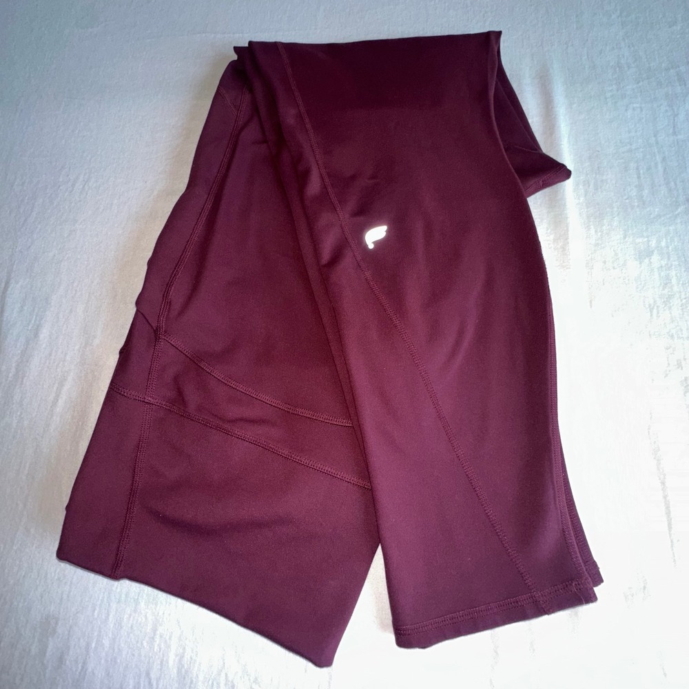 Fabletics PureLuxe‎ Burgundy High Waisted Pockets Leggings Yoga Womens L/XL Read